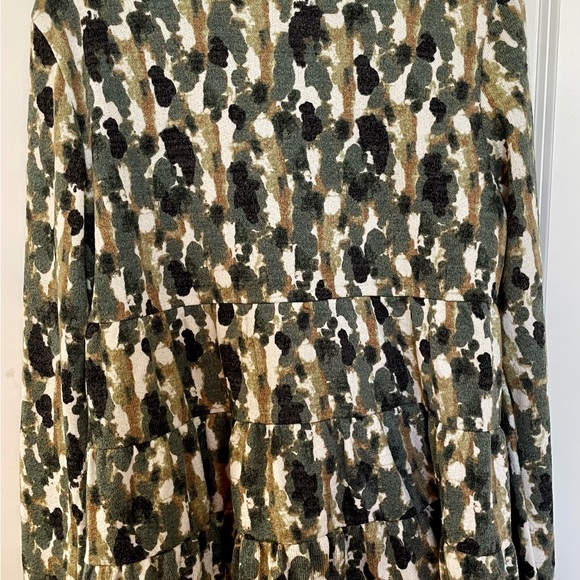 Fall Ruffled Sweater - Picture 7 of 9